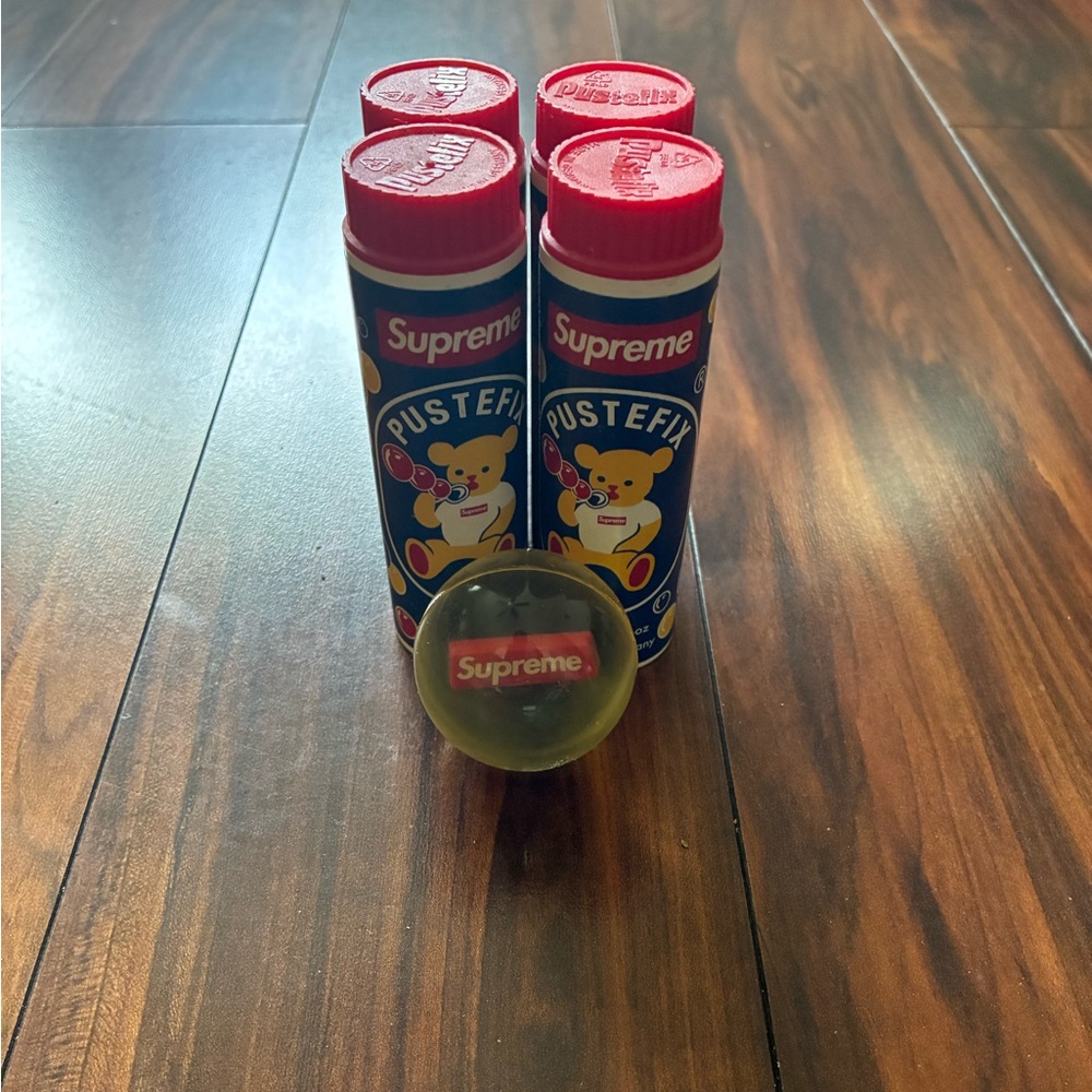 Supreme Pustefix Bubble Set with Supreme Bouncy Ball